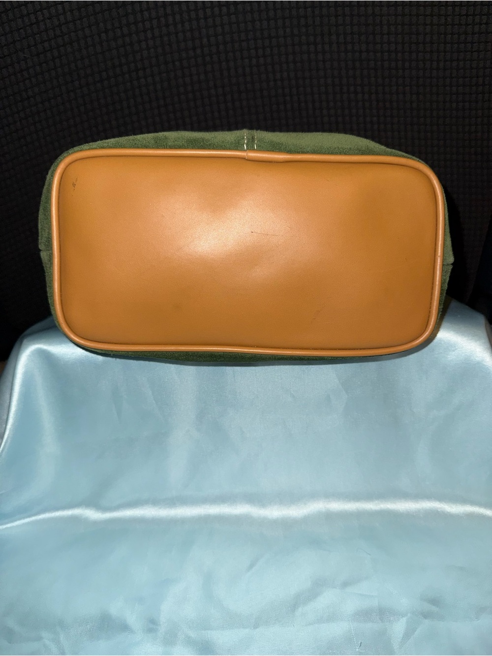Vintage Green Suede Amanda Smith Purse - Picture 11 of 14